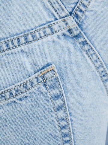 Bershka Loosefit Jeans in Blauw