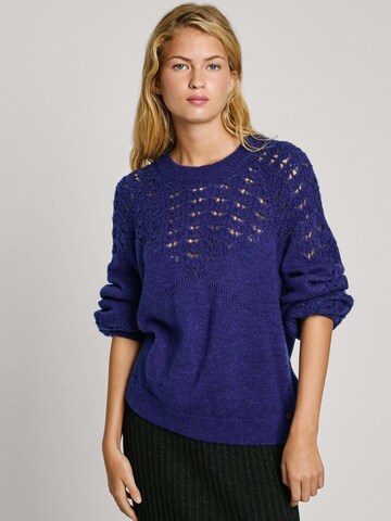 Pepe Jeans Trui 'Naina' in Blauw: voorkant