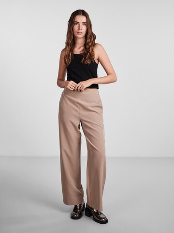 Wide Leg Pantalon 'Bozzy' PIECES en beige