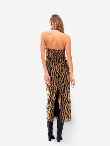 THE-ARE - Vestido em ouro