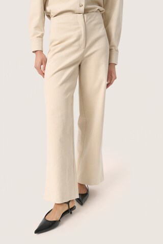 Wide leg Pantaloni 'Helle' di SOAKED IN LUXURY in beige: frontale