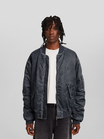 Veste mi-saison Bershka en noir : devant