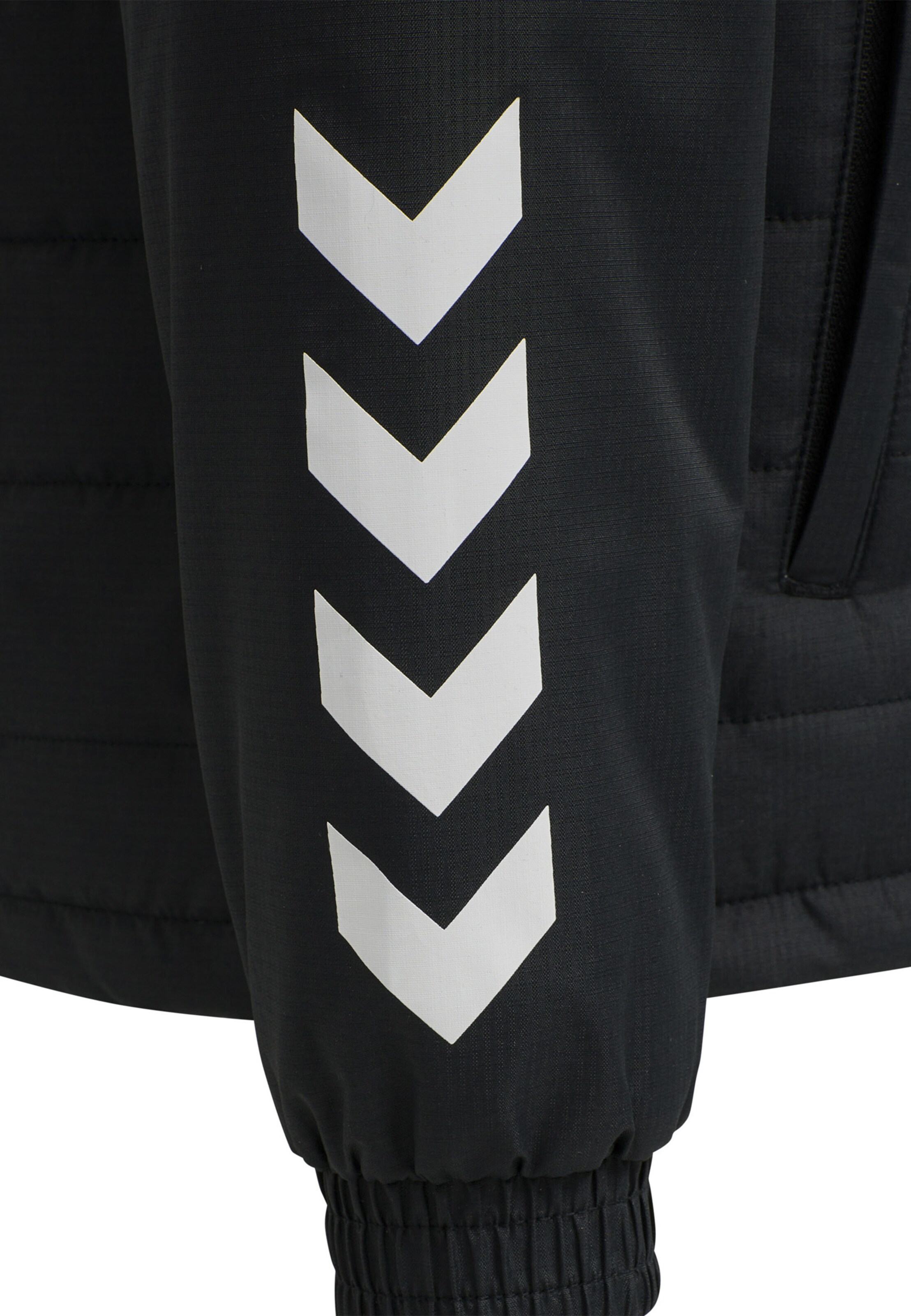 Hummel - Chaqueta de entretiempo 'Bench' en negro