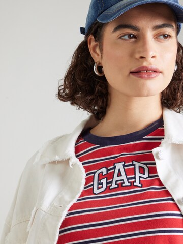 GAP Платье в Красный