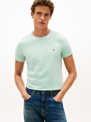 Coupe slim T-Shirt TOMMY HILFIGER en vert : devant