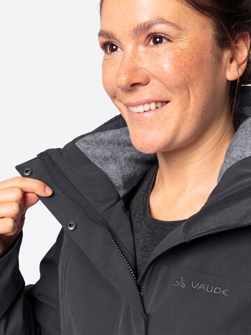 VAUDE Outdoor jacket 'Skomer II' in Black