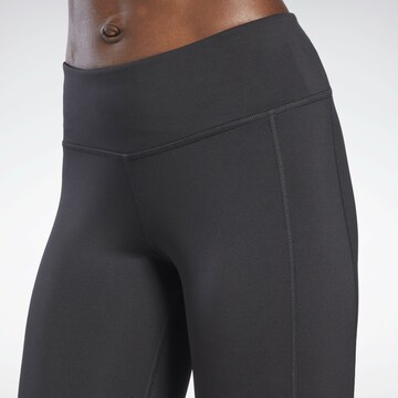 Reebok Skinny Sports trousers in Black