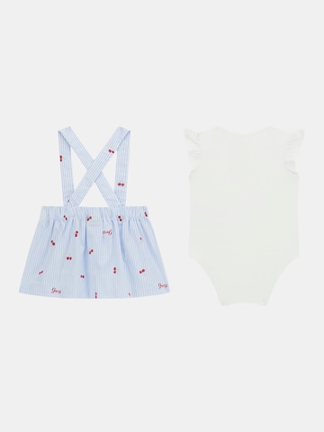 GUESS Set in White