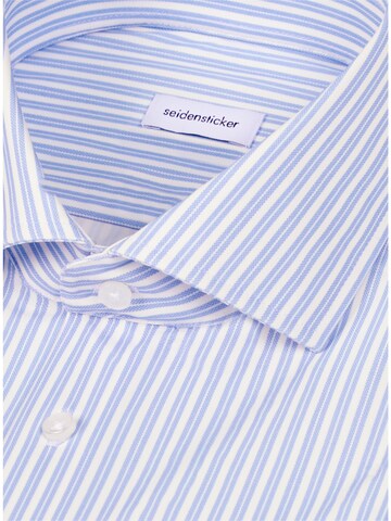 Coupe slim Chemise business 'Schwarze Rose' SEIDENSTICKER en bleu