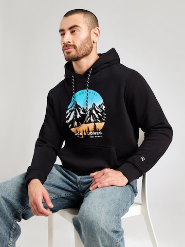 Sweat-shirt 'JJEXPLORER' JACK & JONES en noir : devant