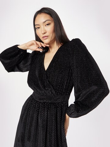 Robe 'Elvany' NAF NAF en noir