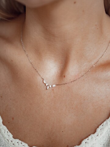 Hey Happiness Necklace 'Royale' in Silver: front