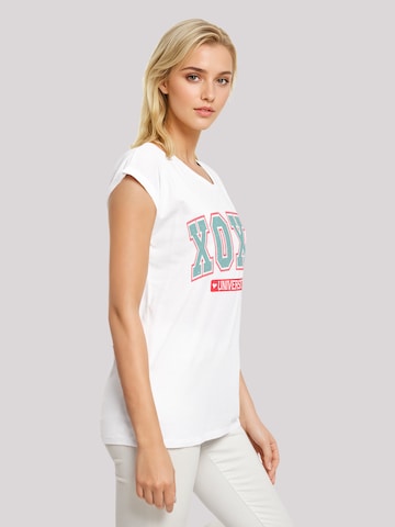 T-shirt 'XOXO University Valentinstag' F4NT4STIC en blanc