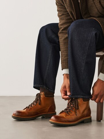 Boots stringati di Next in marrone