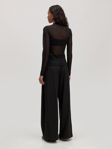 EDITED Shirt 'Leela' in Zwart