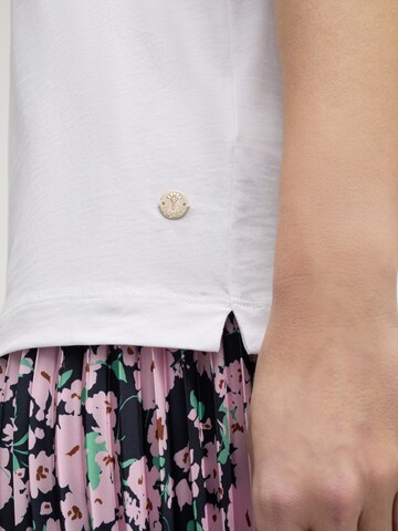 T-shirt 'Tashi' JOOP! en blanc