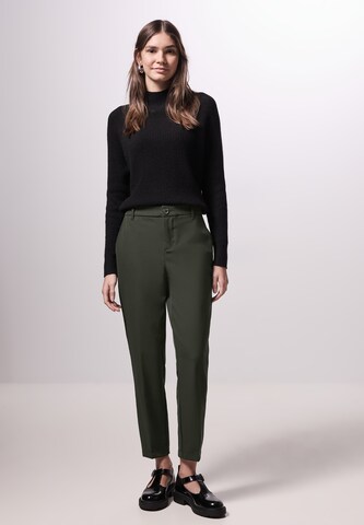 Street One Studio Slimfit Chinohose in Grün