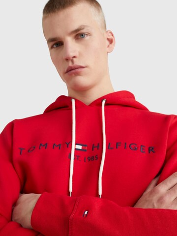 TOMMY HILFIGER Regularny krój Bluzka sportowa w kolorze czerwony