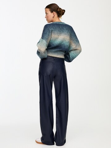 Pull&Bear Loosefit Broek in Blauw