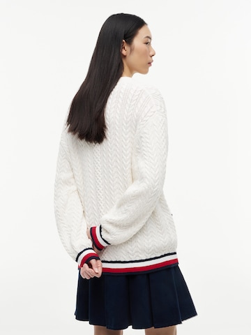 Tommy Jeans Strickjacke in Weiß