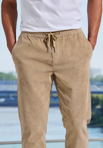Tapered Pantaloni di JOHN DEVIN in beige