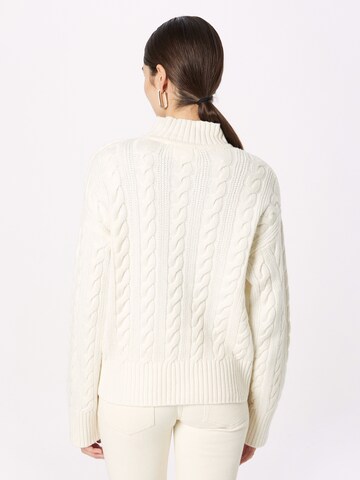 SELECTED FEMME Пуловер 'MIRELLA' в бяло
