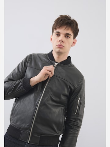 Veste mi-saison ' Ma1 Max Bomber ' Bolongaro Trevor en noir