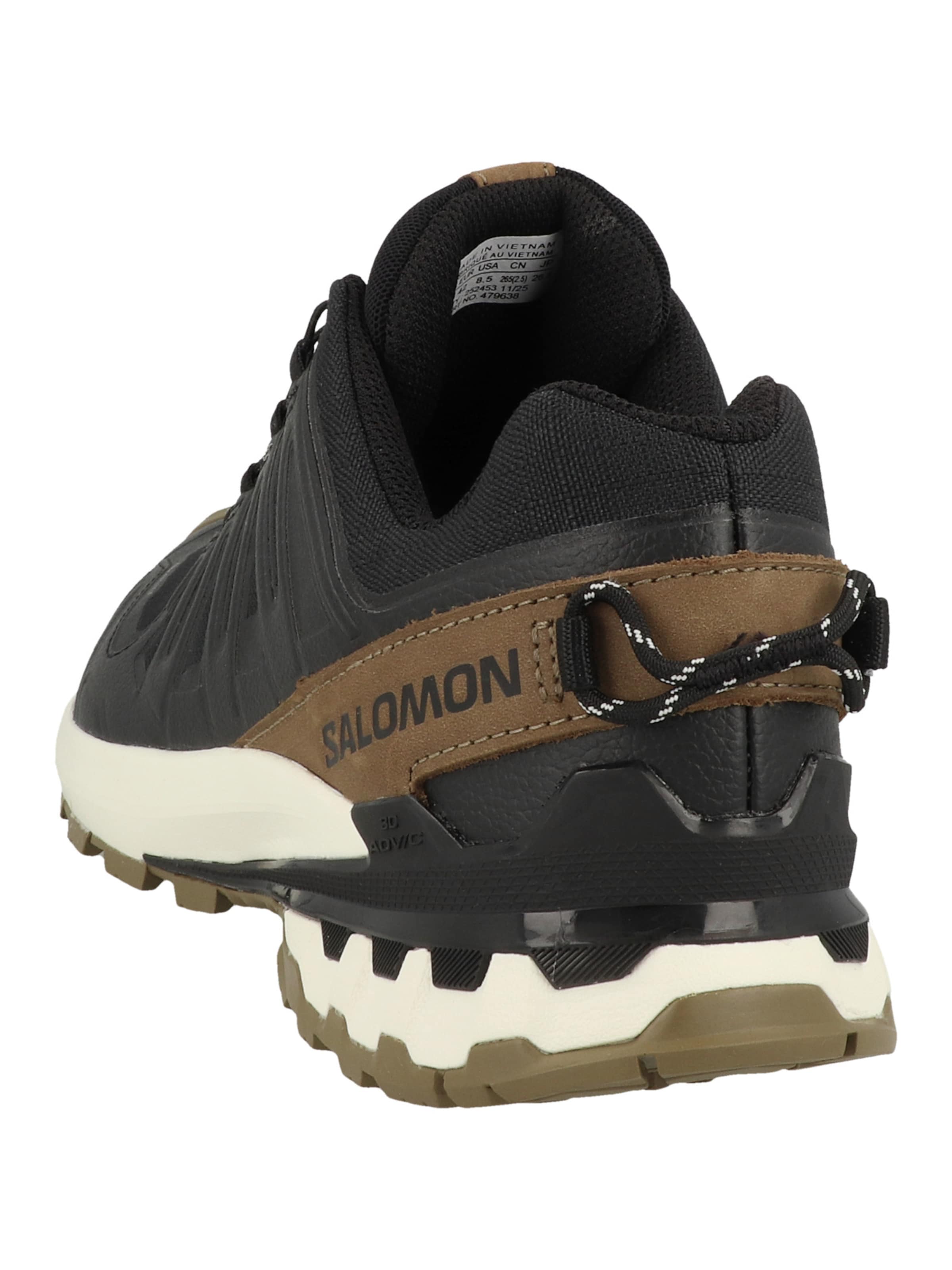 Chaussure de course 'XA PRO 3D V9' SALOMON en noir