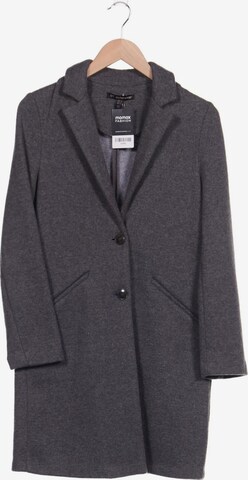Trafaluc Jacket & Coat in XS in Grey: front