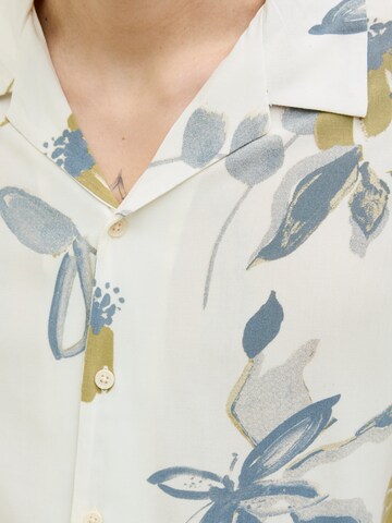 JACK & JONES - Ajuste confortable Camisa en blanco