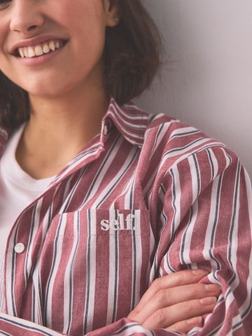 Chemise de nuit self. en rouge