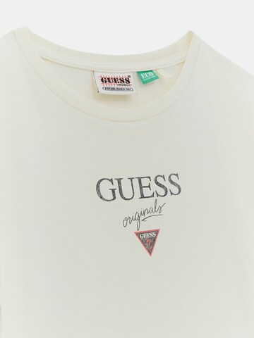 GUESS Originals T-Shirt in Beige