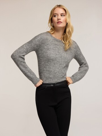 MOTIVI Sweater in Grey