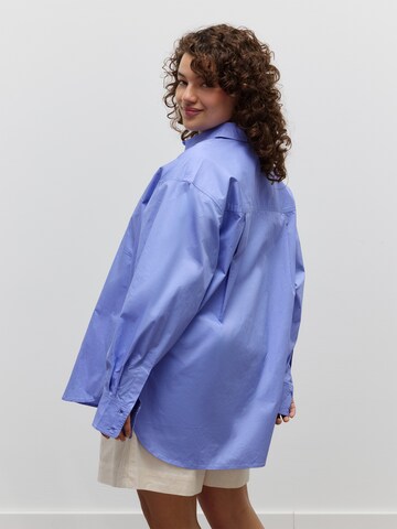 CITA MAASS - Blusa en azul
