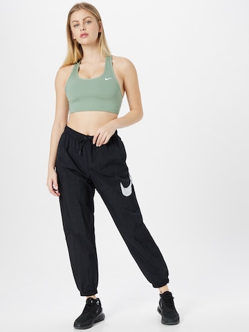 Nike Sportswear Дънки Tapered Leg Панталон 'Essential' в черно