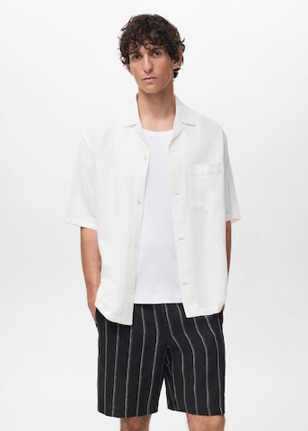 MANGO MAN Regular fit Button Up Shirt 'Banarea' in White: front