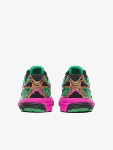 saucony Sneakers in Grün