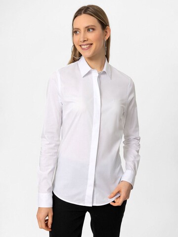 By Diess Collection - Blusa en blanco: frente