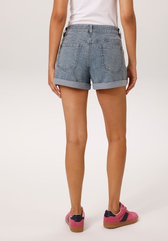 Aniston CASUAL Regular Shorts in Blau