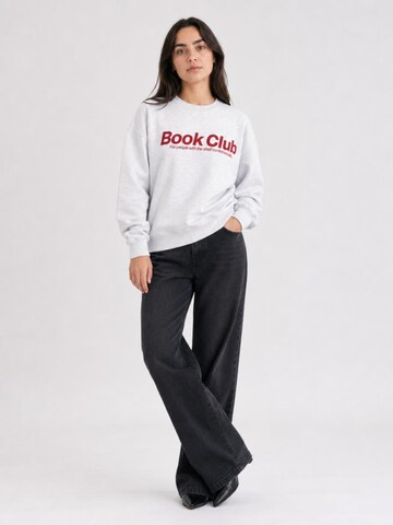 Onirique Bluzka sportowa 'Book Club' w kolorze szary