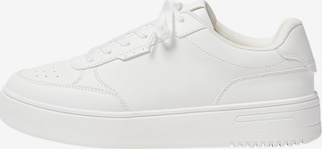 Pull&Bear Sneakers in White