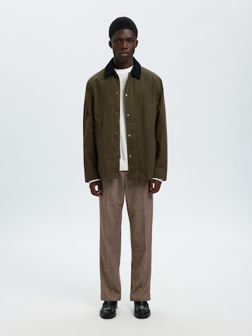 Regular Pantalon à pince SELECTED en marron