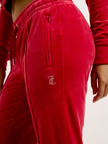 Juicy Couture Loose fit Trousers 'Tina' in Red
