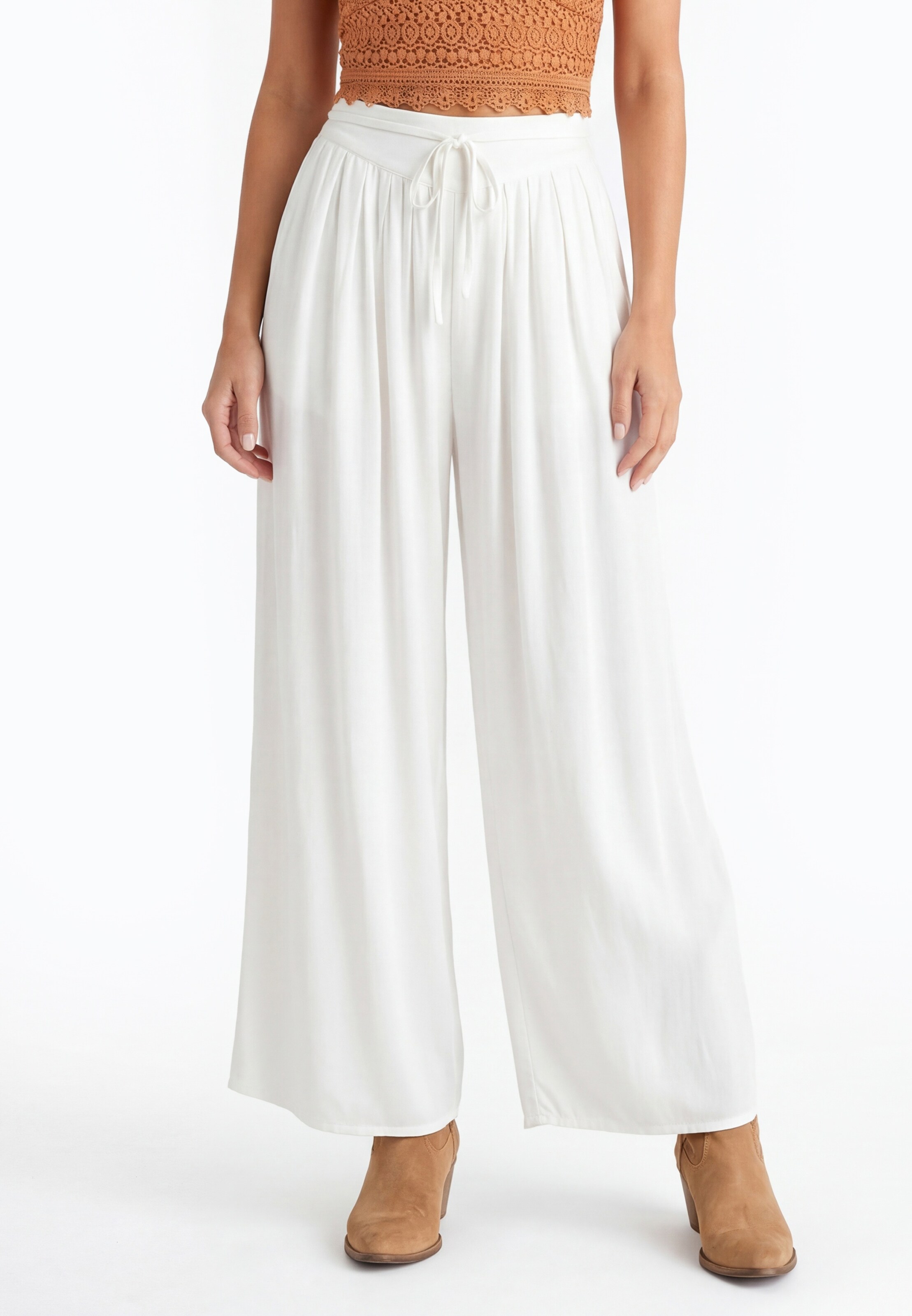 IZIA Loosefit Hose in Weiß