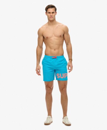 Shorts de bain Superdry en bleu