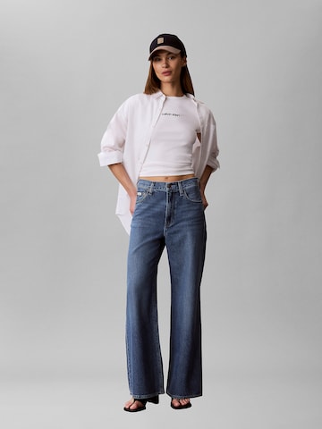 T-shirt Calvin Klein Jeans en blanc