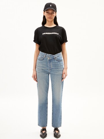 ARMEDANGELS Regular Jeans 'AIKALA' in Blauw