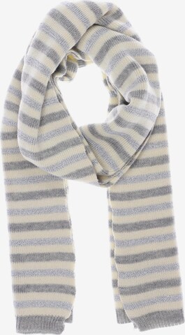 Caroll Scarf & Wrap in One size in White: front