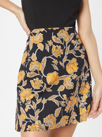 PATRIZIA PEPE Skirt in Black