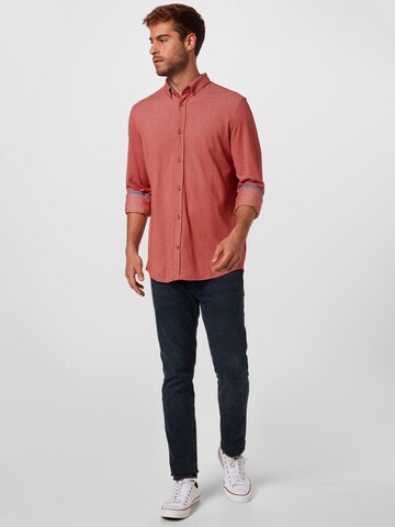 Coupe regular Chemise TOM TAILOR en rouge